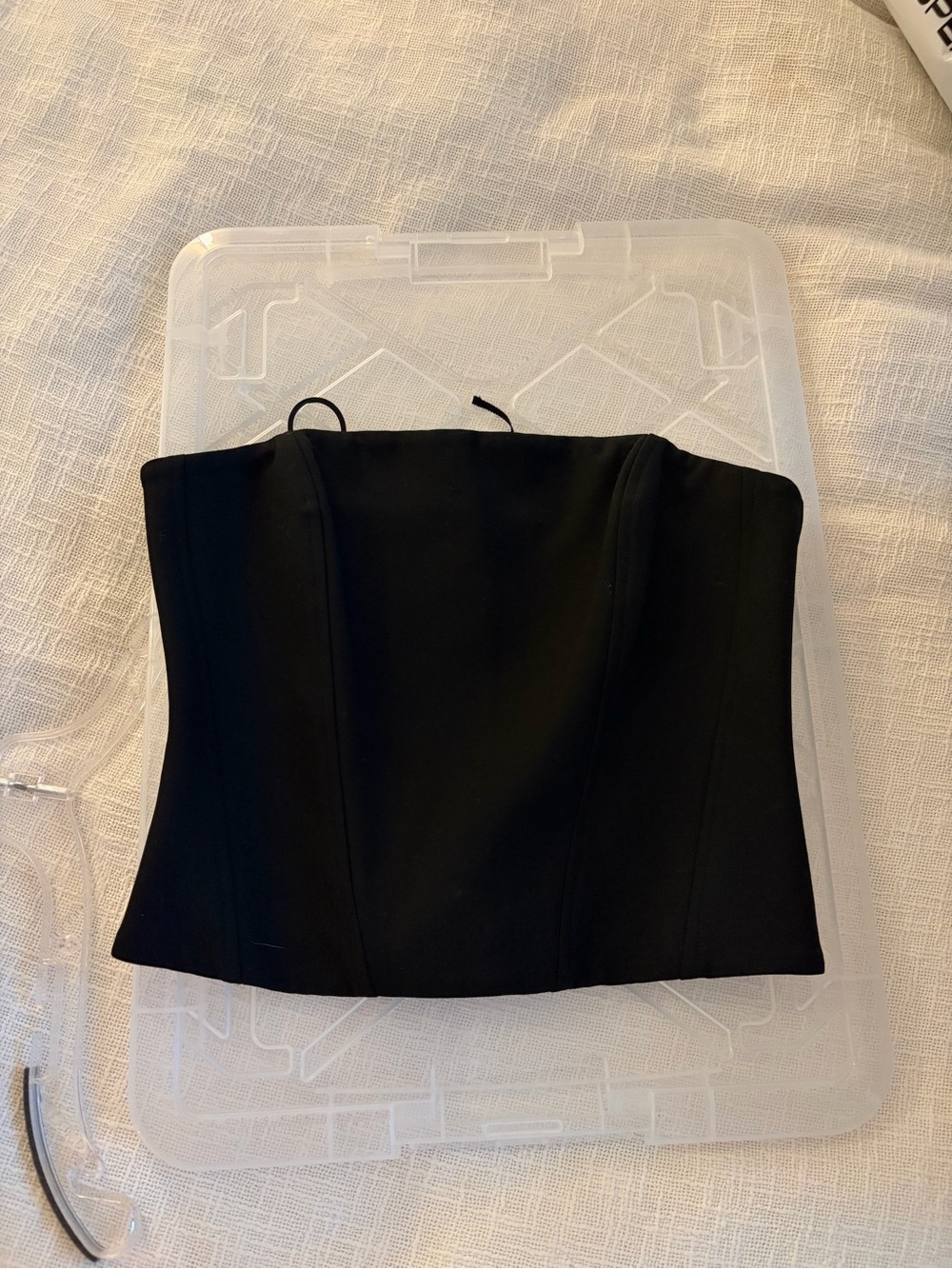 NWT - Aritzia Wilfred Black Strapless Corset Top  - Small